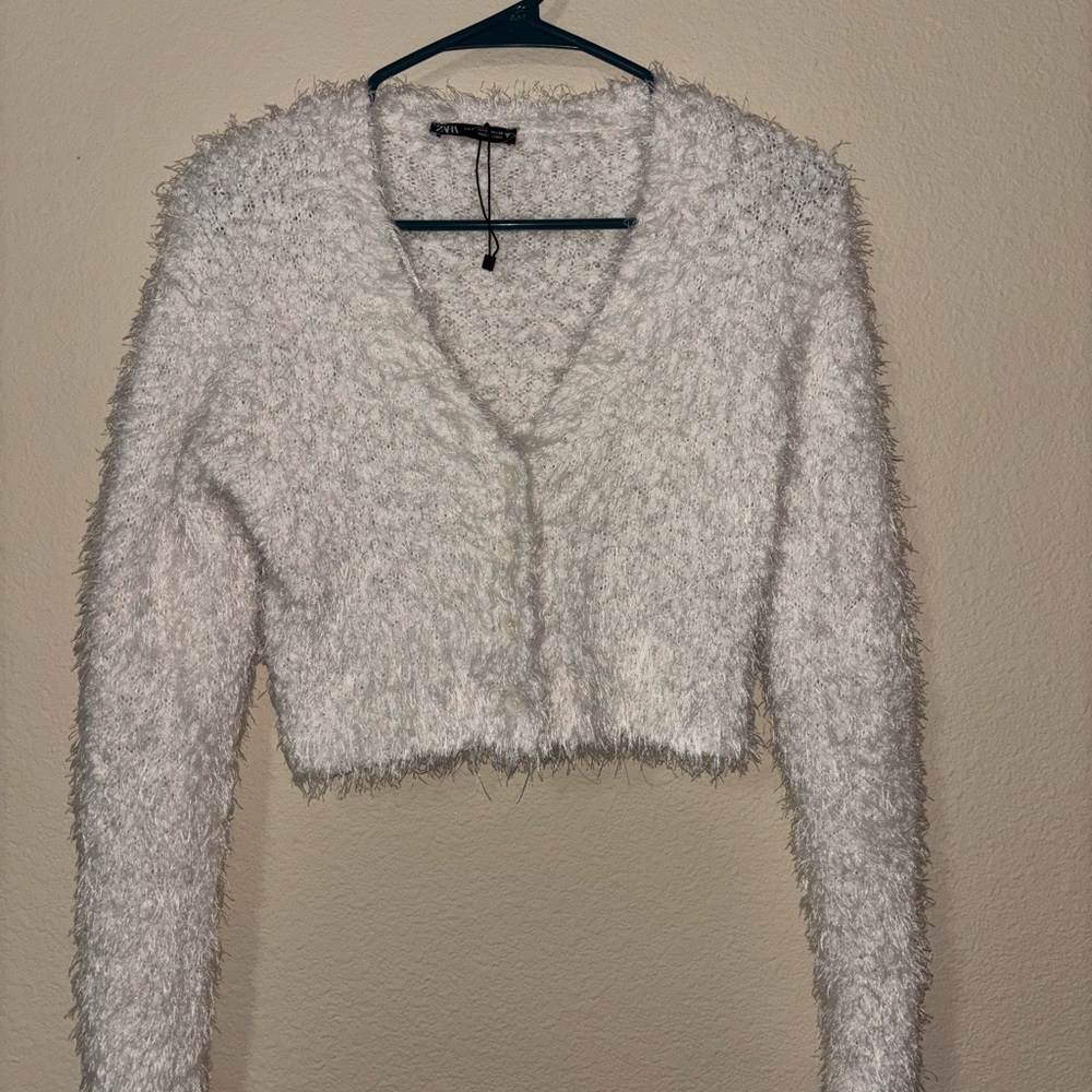 Zara Cream Fuzzy V-Neck Sweater